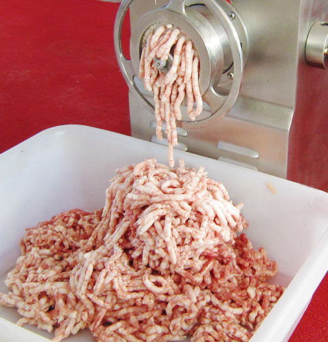 Máquina de procesamiento de carne